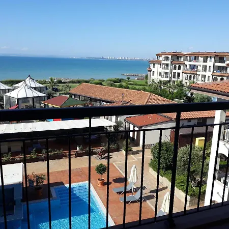 Apartment Сарафово Апартамент Sea Club