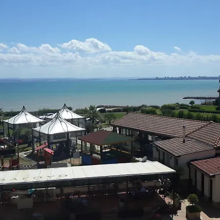 Сарафово Апартамент Sea Club